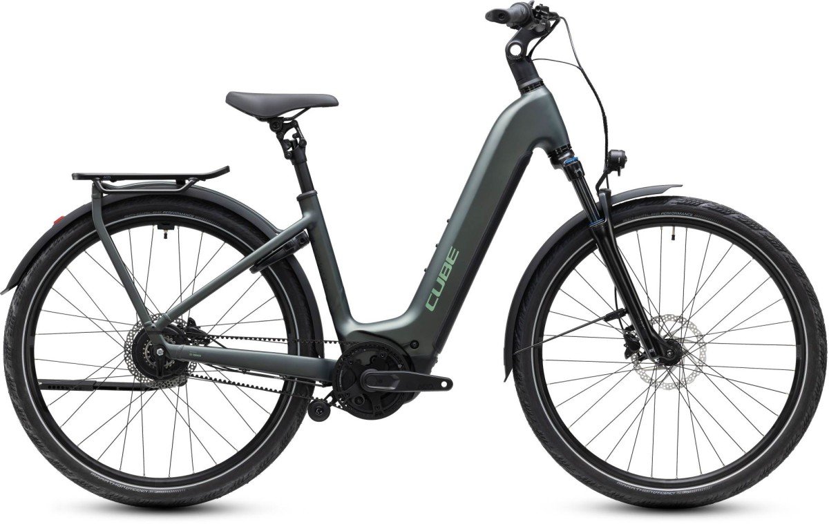 Cube KATHMANDU HYBRID DELUXE PRO 800 Lageinstap